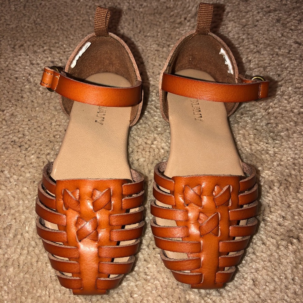 Old Navy Brown Huaraches, Size 6T